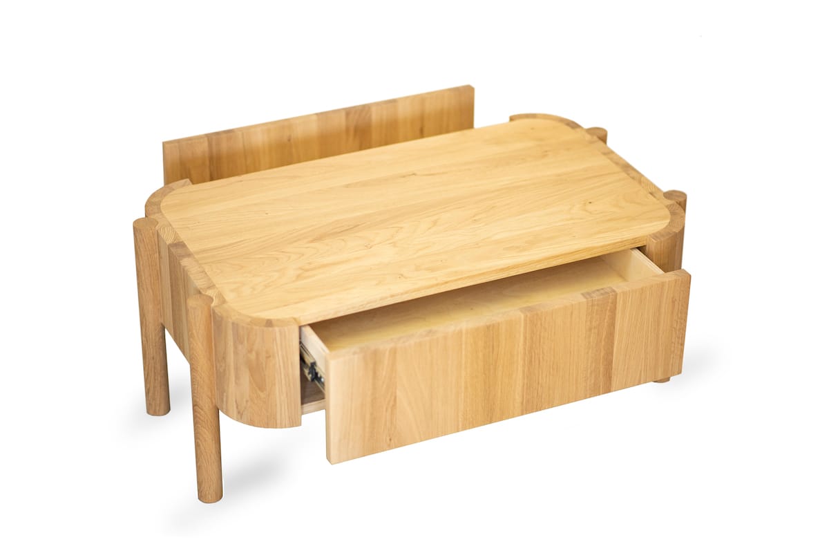 Kiko dębowy stolik kawowy z szufladami